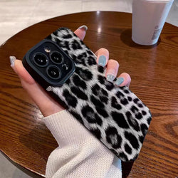 BW Leopard Case