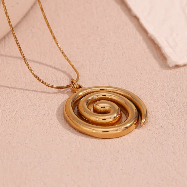 Eternal spiral necklace