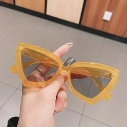 Cat eye sunglasses